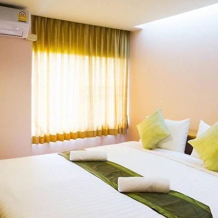 Nop Place Bangna Ban Bang Phrao 外观 照片